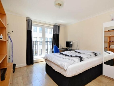 3 Bedroom Flat For Sale In Covent Garden, London