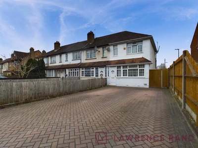 3 Bedroom House Ealing Greater London