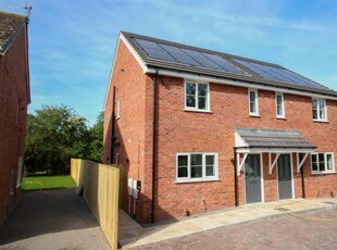 3 Bedroom Semi-detached House For Sale In Burgh Le Marsh