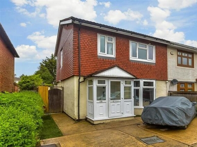 3 Bedroom Semi-detached House For Sale In Hainault, Ilford