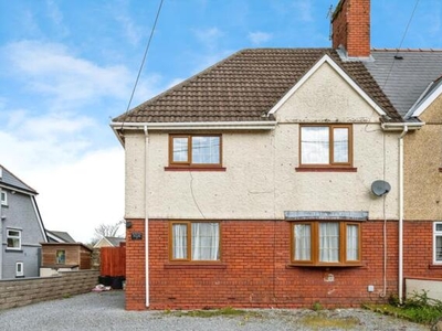 3 Bedroom Semi-detached House For Sale In Pontarddulais, Swansea