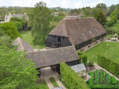 4 Bedroom Barn Conversion For Sale In Marshside, Canterbury
