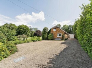 4 Bedroom Bungalow For Sale In Gomshall, Guildford