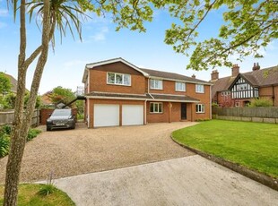 4 Bedroom Detached House For Sale In East Cowes, Isle Of Wight