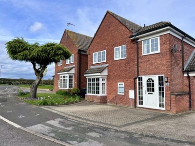 4 Bedroom Detached House For Sale In Greens Norton