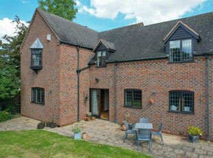 4 Bedroom Detached House For Sale In Long Marston