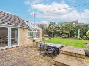 4 Bedroom Detached House For Sale In Tetbury, Gloucestershire