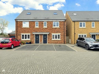 4 Bedroom House Daventry Northamptonshire