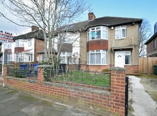 4 Bedroom House Ealing Greater London