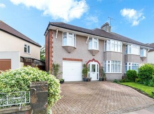 4 Bedroom Semi-detached House For Sale In Erith, Kent