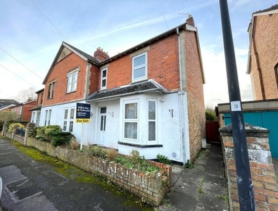4 Bedroom Semi-detached House For Sale In Taunton, Somerset