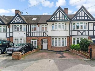 4 Bedroom Terraced House For Sale In Chingford