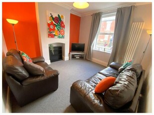 5 Bedroom End Of Terrace House For Rent In Sheffield