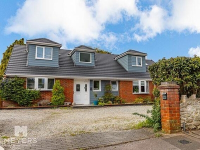 6 Bedroom Detached Bungalow For Sale In Christchurch