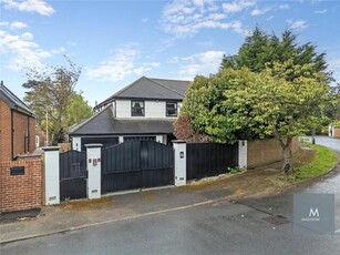 6 Bedroom Detached House For Rent In Loughton, Essex