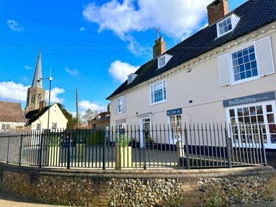 6 Bedroom House Nr Woodbridge Nr Woodbridge