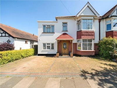 6 Bedroom Semi-detached House For Sale In Leigh-on-sea