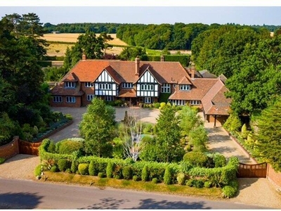 7 Bedroom Detached House For Sale In Rickmansworth, Hertfordshire