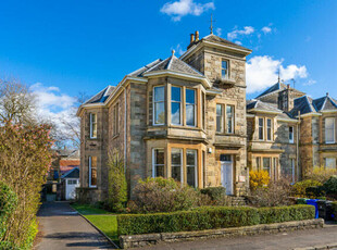 7 Bedroom Villa For Sale In Kings Park, Stirling