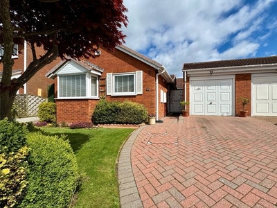 Bungalow for sale in Burnthurst Crescent, Shirley, Solihull, West Midlands B90