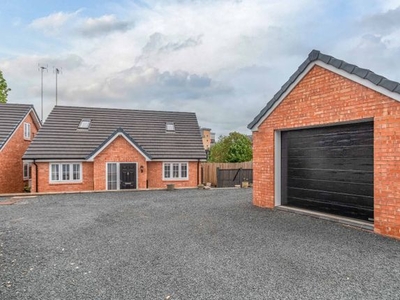 Bungalow for sale in Fir Tree Drive, Southcrest, Redditch, Worcestershire B97