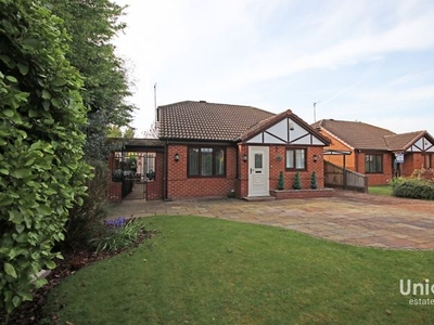 Bungalow for sale in Keats Close, Thornton-Cleveleys FY5