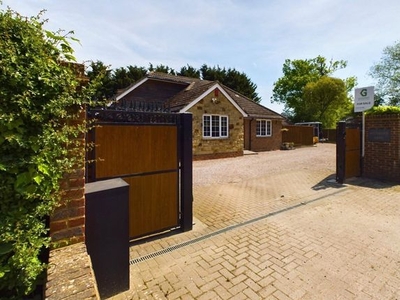 Bungalow for sale in Redehall Road, Smallfield, Horley, Surrey RH6