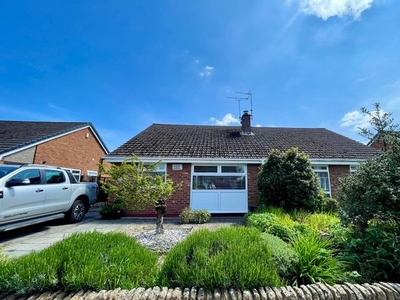 Bungalow to rent in Argyll Avenue, Wirral CH62