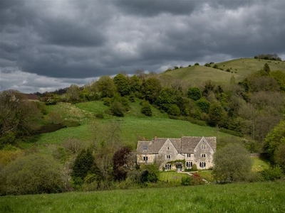 Country house for sale in The Vatch, Stroud GL6