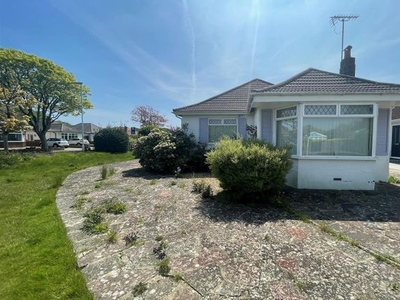 Detached bungalow to rent in Thakeham Drive, Goring-By-Sea, Worthing BN12