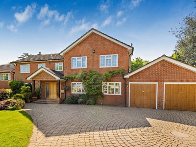 Detached house for sale in Robinswood Close, Beaconsfield HP9