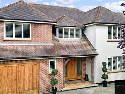 Detached house for sale in The Beacons, Loughton IG10
