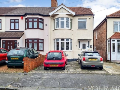 End terrace house for sale in Northdown Road, Hornchurch RM11