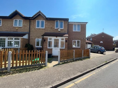 End terrace house to rent in Express Drive, Goodmayes, Ilford IG3