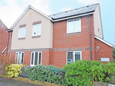 End terrace house to rent in Isca Road, St. Thomas, Exeter EX2