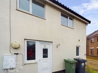 End terrace house to rent in The Drift, Attleborough NR17