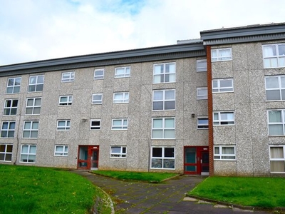 Flat to rent in Almada Grove, Hamilton, South Lanarkshire ML3