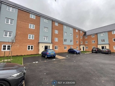 Flat to rent in Liberty Lane, West Bromwich B70