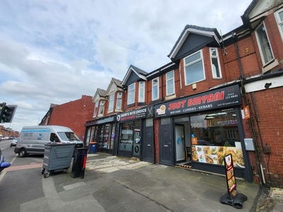 Flat to rent in Lloyd Street South, Manchester M14