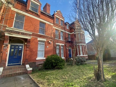 Flat to rent in Princes Avenue, Liverpool L8