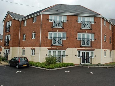Flat to rent in Purlin Wharf, Netherton, Dudley DY2