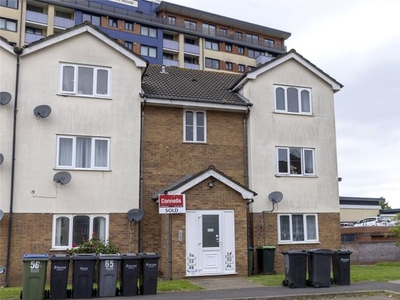 Flat to rent in Winchester Close, Rowley Regis, West Midlands B65