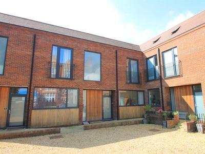 Property for sale in Trinity Gardens, Bromham Road, Bedford MK40
