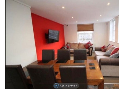 Room to rent in Portland Street, Cheltenham GL52