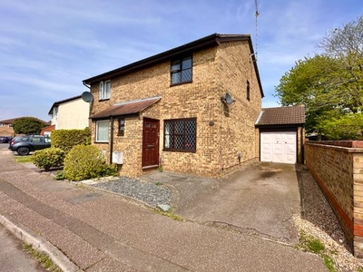 Semi-detached house to rent in Golding Thoroughfare, Springfield, Chelmsford CM2