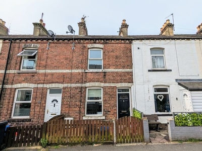 Terraced house to rent in Camwal Terrace, Harrogate HG1