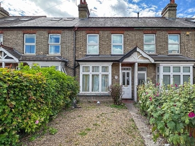 Terraced house to rent in Cherry Hinton Road, Cambridge CB1