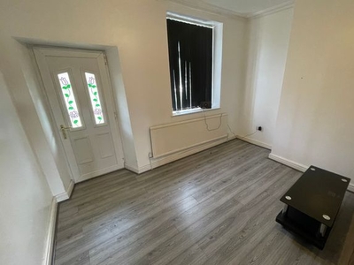 Terraced house to rent in Talbot Gardens, Sheffield S2