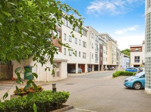 1 bedroom apartment for sale in Clifford Way, Maidstone, ME16