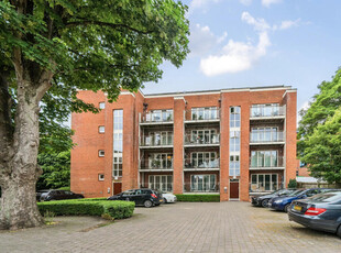 1 bedroom apartment for sale in Cross Street, Winchester, Hampshire, SO23